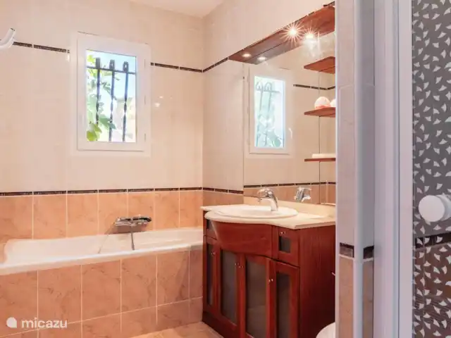 Sombrilla Villa Le Pin en Francia, Aude, Ginestas - villa