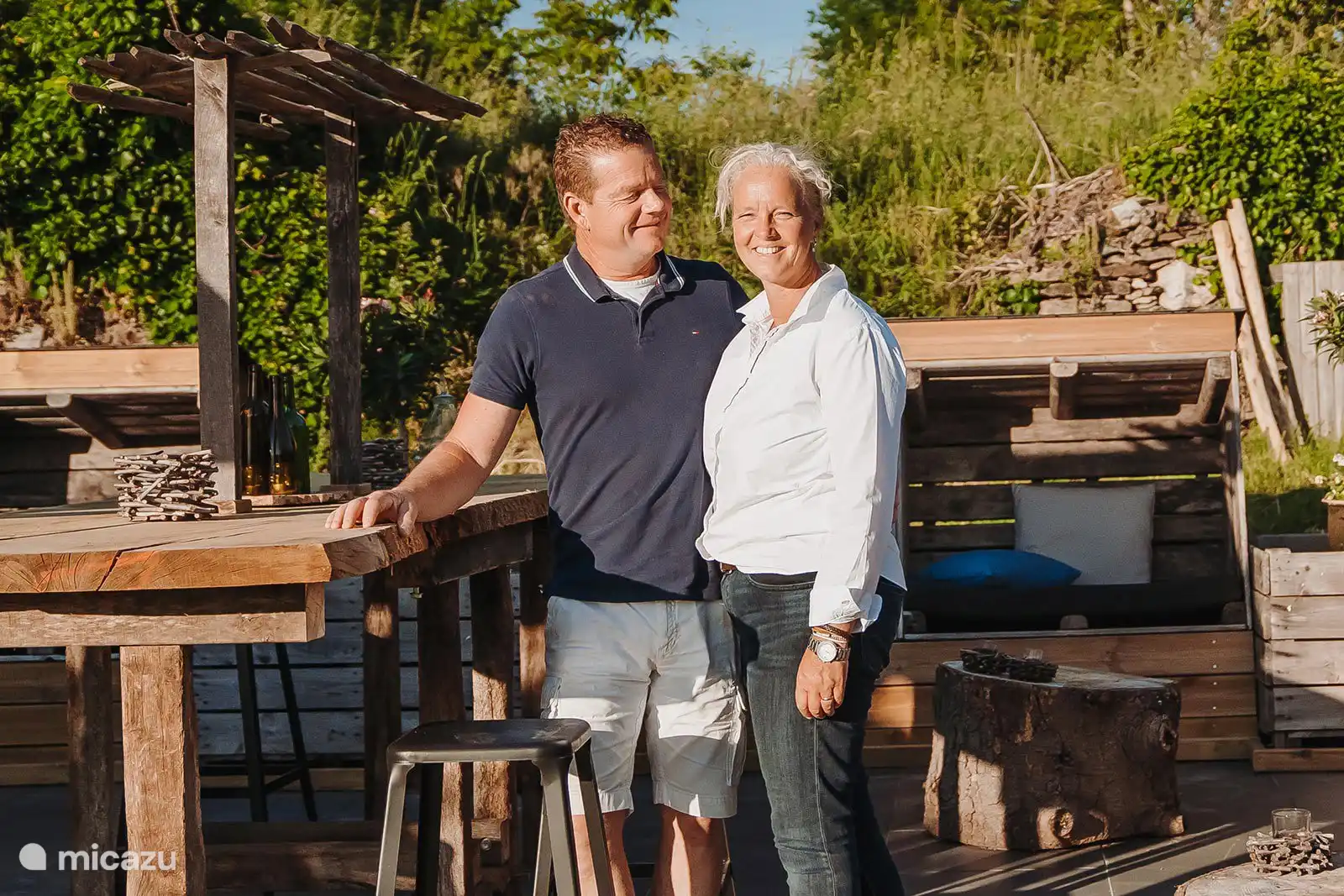 Nederlandse eigenaren van het concept LOTT Holiday Homes waar LOTT Murol er 1 van is.