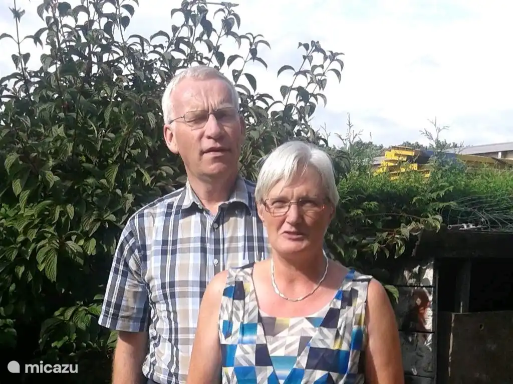 Rika and Adriaan van Vuren Your hostess and host want to make your holiday a success.
