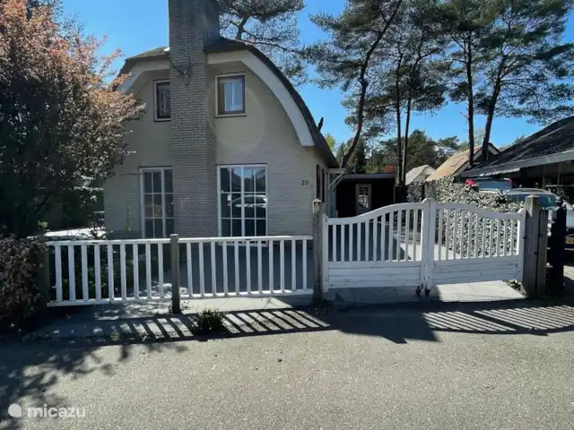 Zandhoeve 23 huren in Nederland, Gelderland, Vierhouten - boerderij Vooraanzicht woning