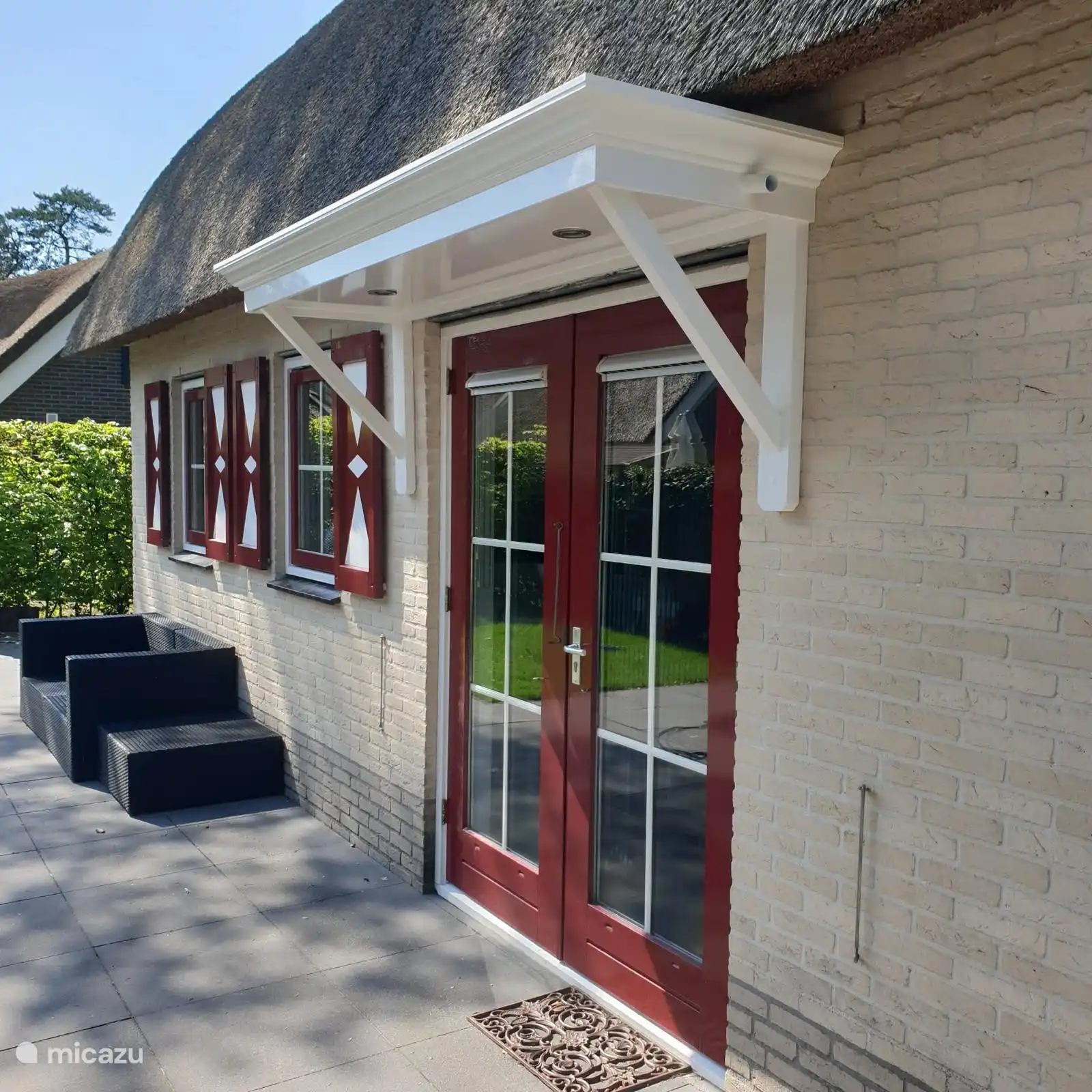 Seitenansicht des Hauses