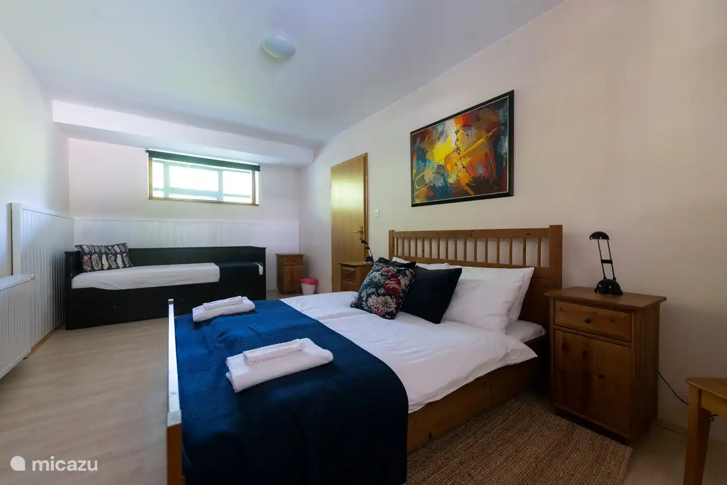 Neues Schlafsofa für 2 Personen