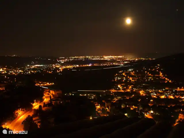 Location de Vacances Espagne, Costa Brava, Calonge, villa - Villa Valentina La maison la nuit.