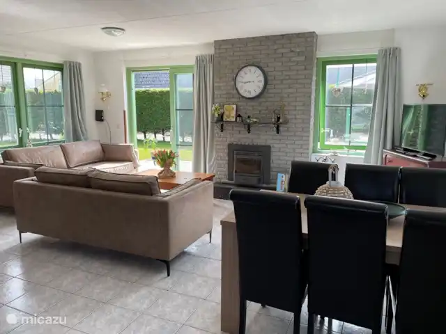 Perla de playa 110 Julianadorp aan Zee en Países Bajos, Holanda del Norte, Julianadorp aan Zee - bungaló Salón