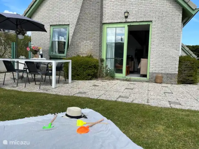 Perla de playa 110 Julianadorp aan Zee en Países Bajos, Holanda del Norte, Julianadorp aan Zee - bungaló terraza