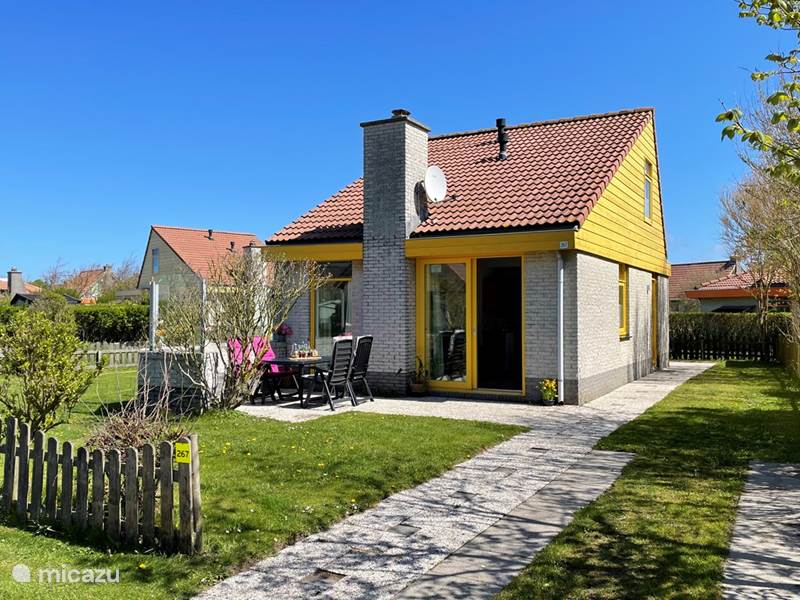 Holiday home in Netherlands, North Holland, Julianadorp at Sea Bungalow Albatros 267