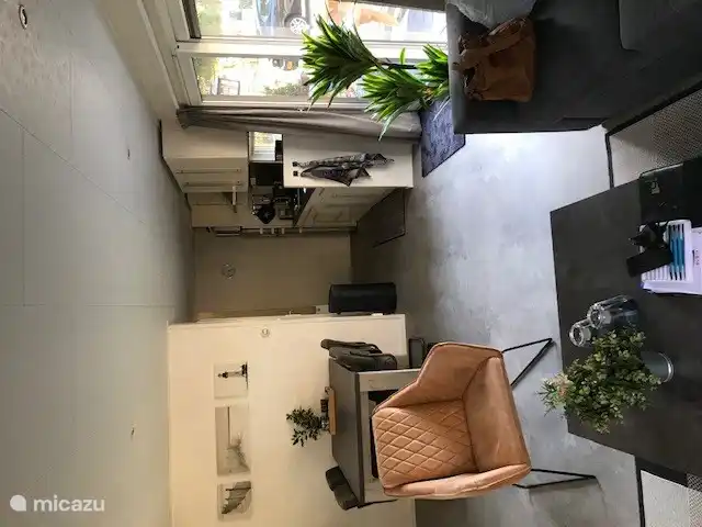 Wohnzimmer mit Schiebetüren