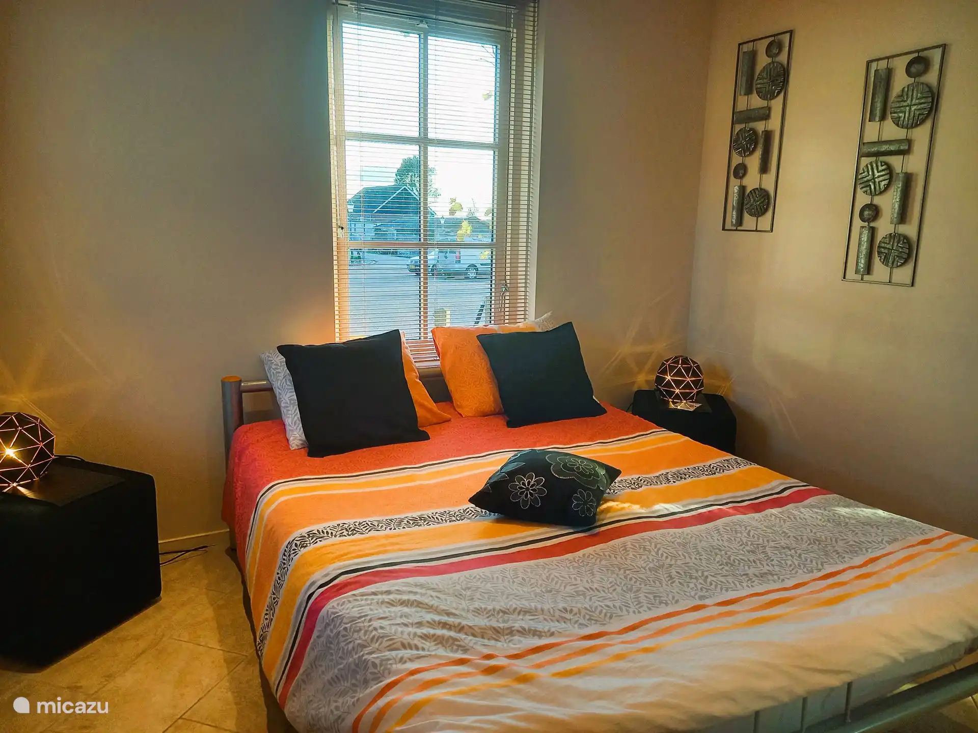 The room on the ground floor