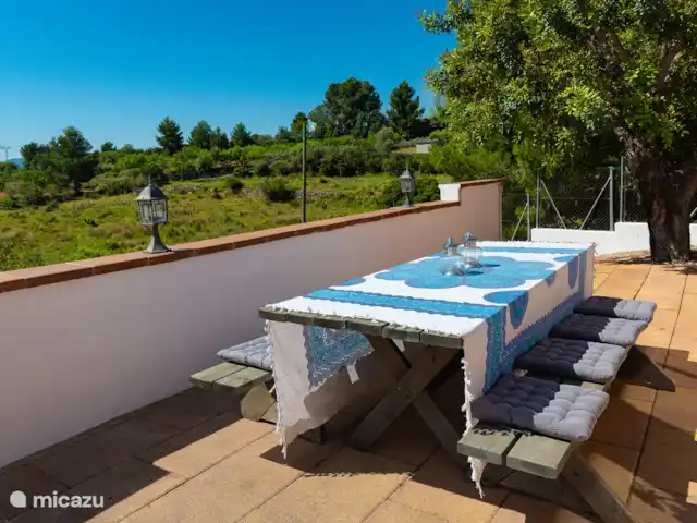 Finca Tropical - Montroy - Valence | Espagne, Valence, Montroy - villa la terrasse BBQ, pergola couverte, à apprécier. Vue sur la vallée, les montagnes et le jardin entièrement clos