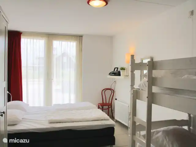 vida en la playa 1 en Países Bajos, Holanda del Norte, Callantsoog - casa vacacional dormitorio