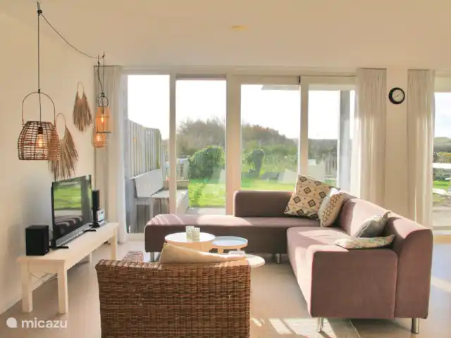 Beachlife 2 huren in Nederland, Noord-Holland, Callantsoog - vakantiehuis woonkamer