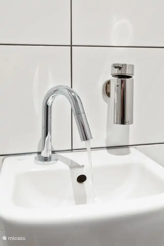 Brunnen in der Toilette