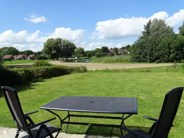 Vista despejada de la playa y del agua para nadar  en Países Bajos, Güeldres, Ewijk - casa vacacional