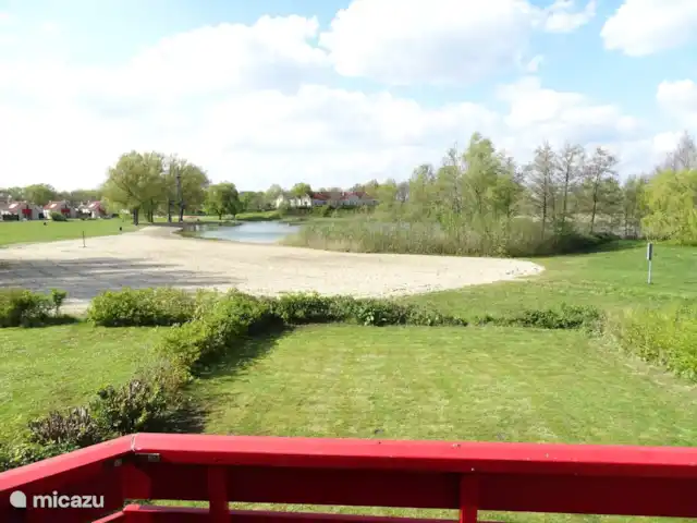 Vista despejada de la playa y del agua para nadar  en Países Bajos, Güeldres, Ewijk - casa vacacional