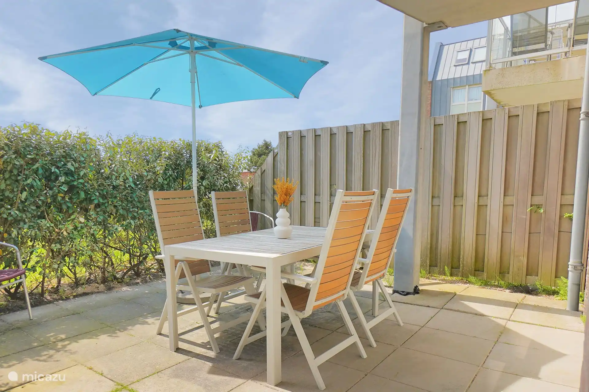 Genießen Sie den schönen Garten