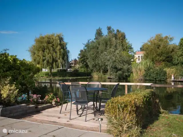 Vent salé | Pays-Bas, Zélande, Brouwershaven - maison de vacances Belle terrasse sur l'eau avec beaucoup d'oiseaux aquatiques
