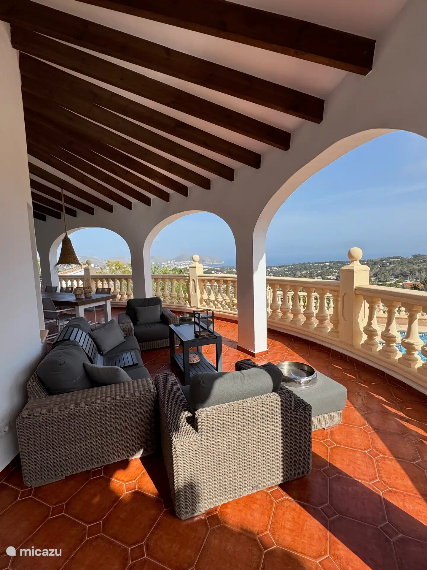 Veranda with a view and lounge area