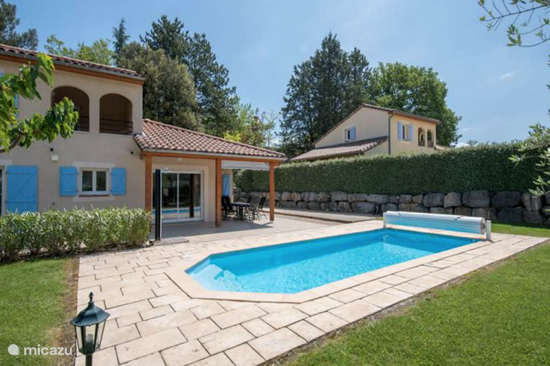 Vacation rental France, Ardèche, Vallon-Pont-d'Arc Villa Villa Vivre