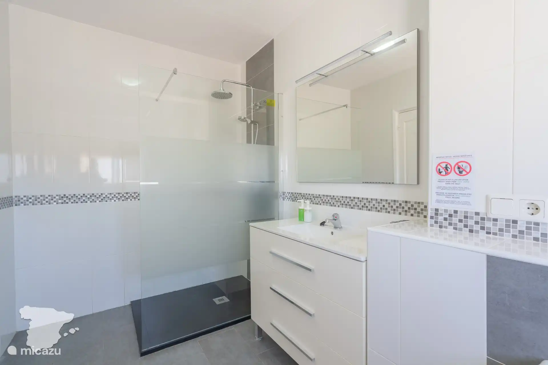 Salle de bains studio 1