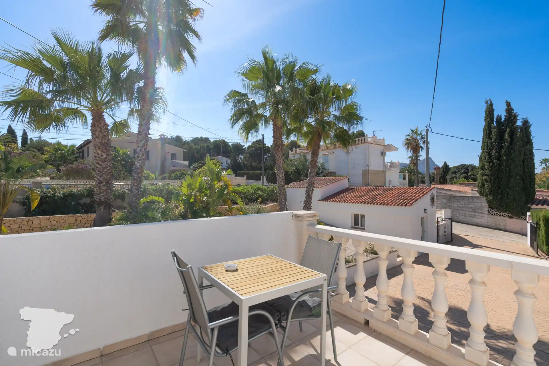 Studio avec balcon 2