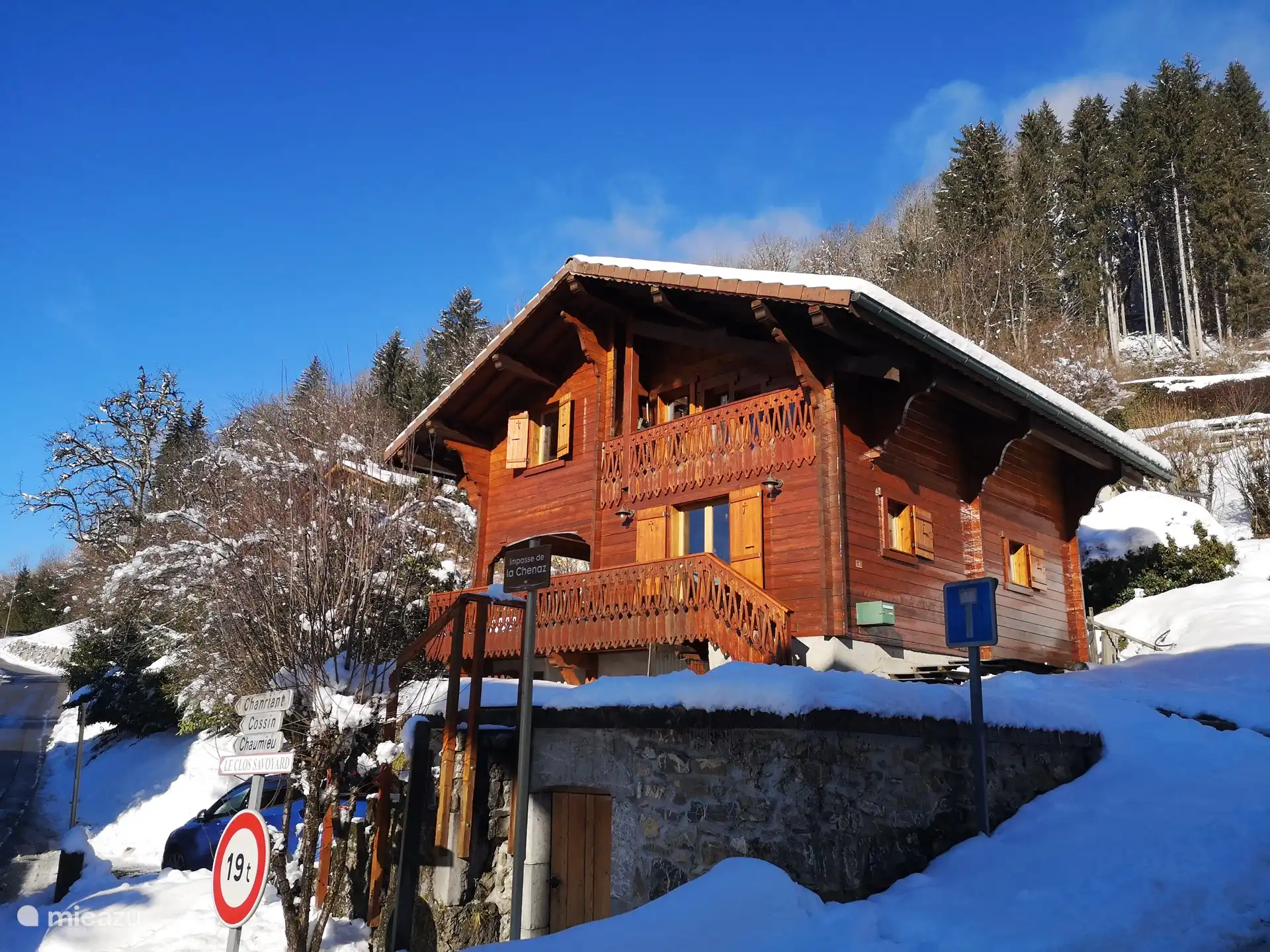 chalet, Verchaix, Alta Saboya, Francia - La Sittelle - verano e invierno