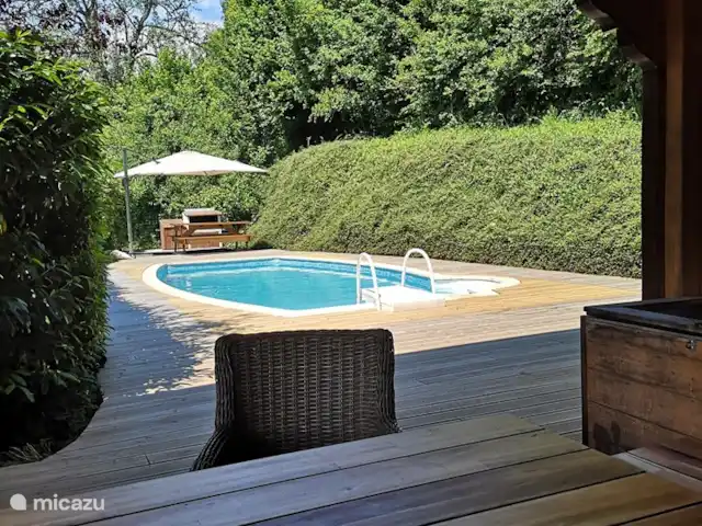 La Sittelle - été comme hiver | France, Haute-Savoie, Verchaix - chalet Piscine, terrasse et cuisine extérieure/barbecue