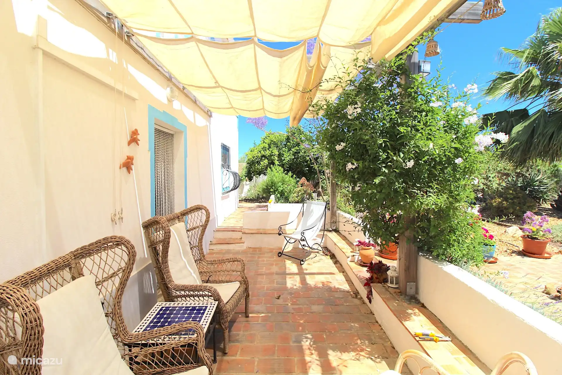 Casinha Formosa in Portugal, Algarve, Moncarapacho - Villa