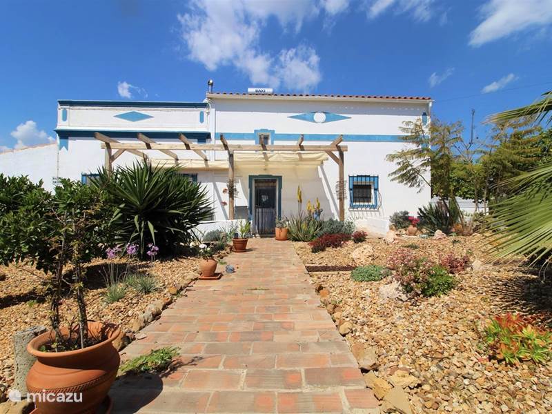 Holiday home in Portugal, Algarve, Moncarapacho Villa Casinha Formosa