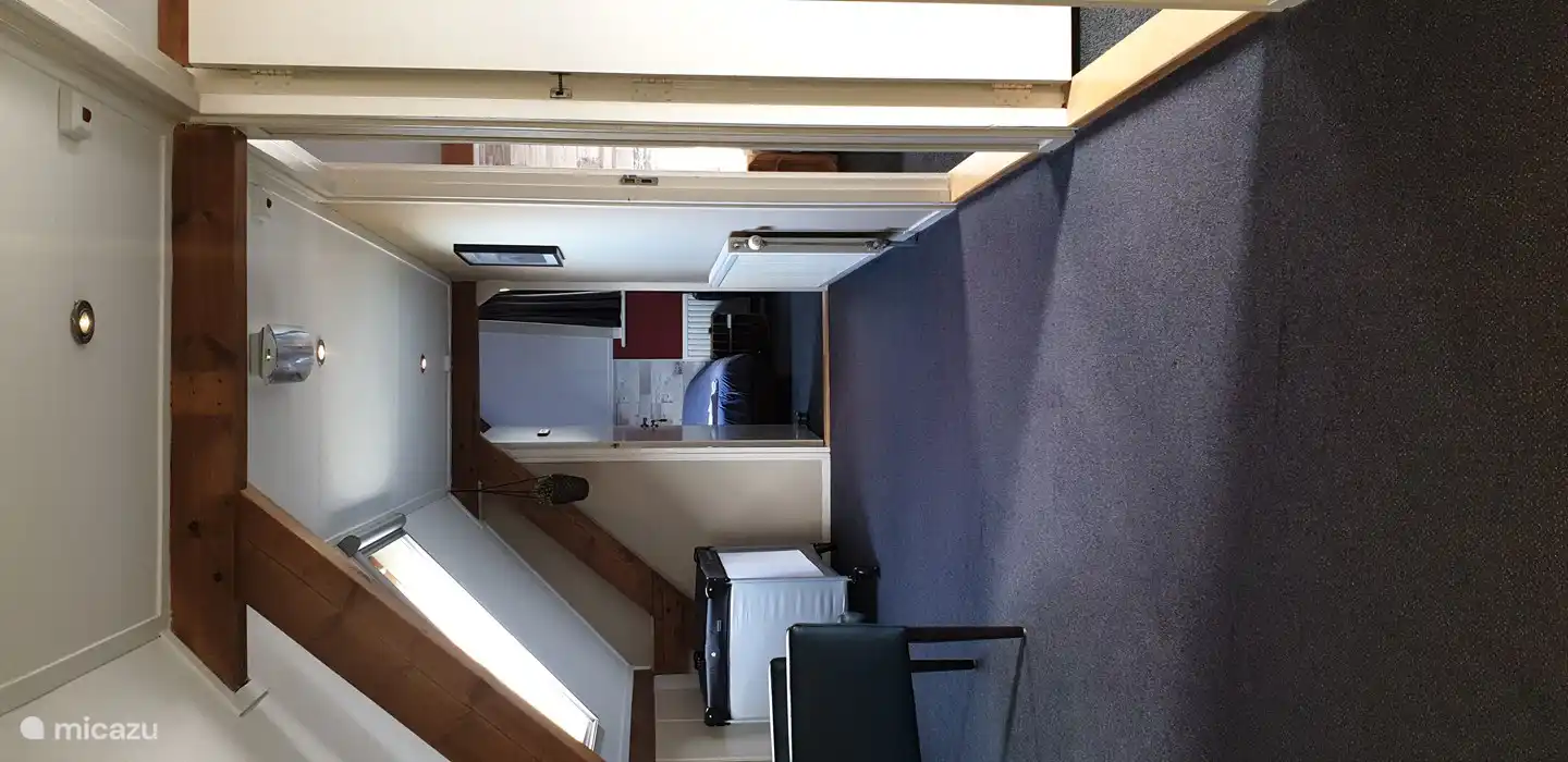 3 geräumige Schlafzimmer im 2. Stock und 1 im 1. Stock