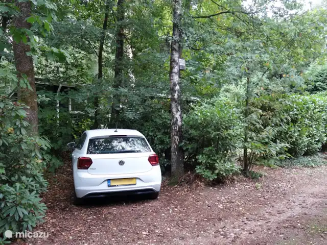 Chalet dans les bois | Pays-Bas, Gueldre, Groesbeek - chalet Place de parking privée à la maison.