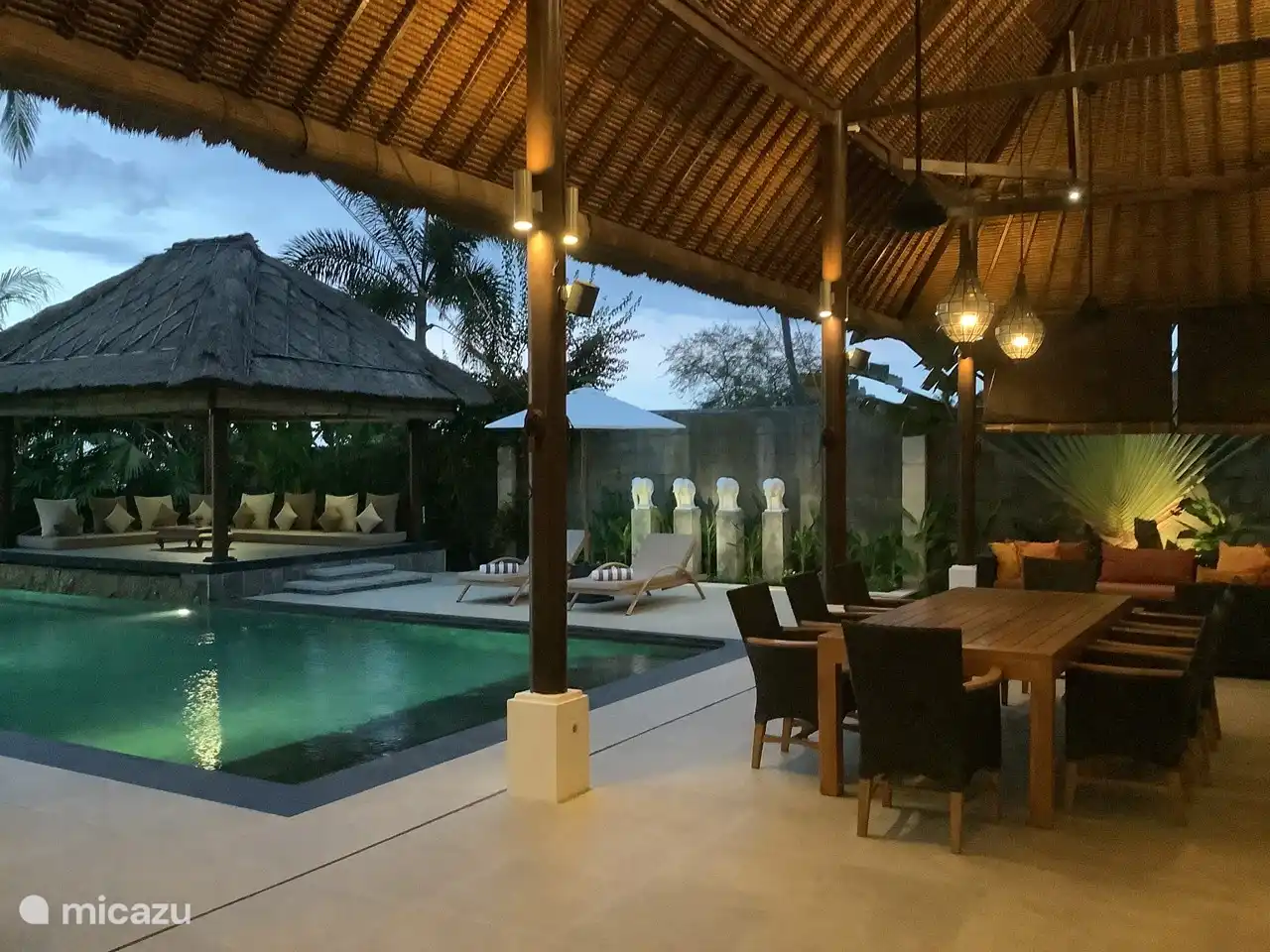 Überdachte Terrasse