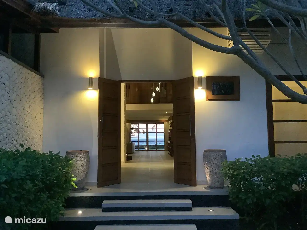 Terrassentüren Villa Eingang