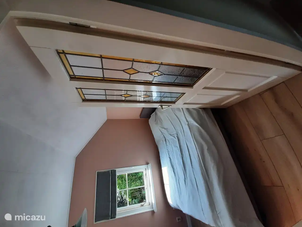 Zweites Schlafzimmer mit Boxspring von 200x160