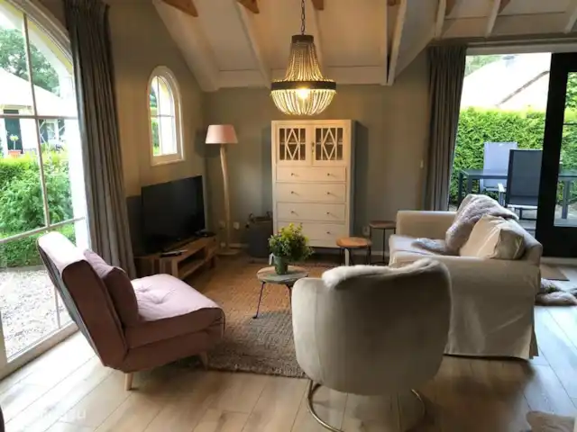 Location de Vacances Pays-Bas, Gueldre, Wells, maison de vacances - Le joyau de Putse Salon et salle à manger avec sol en PVC