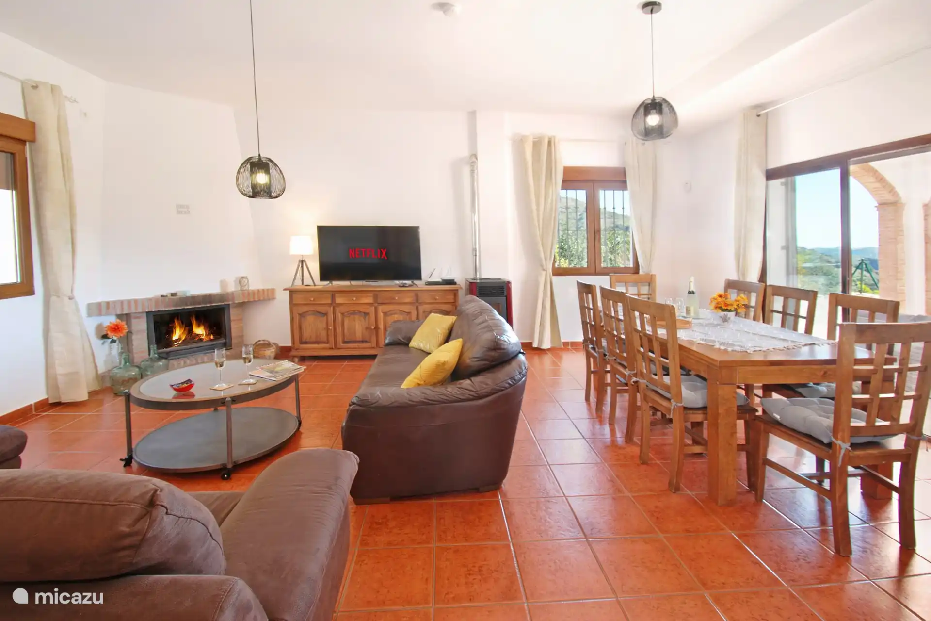 Schöner Essbereich.