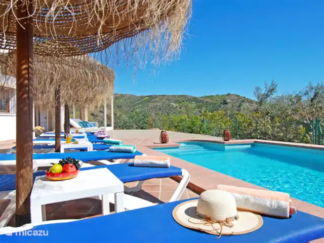 Villa Las Palomeras | Espagne, Costa del Sol, Comares - villa Belle Villa Las Palomeras, piscine privée et terrasses.