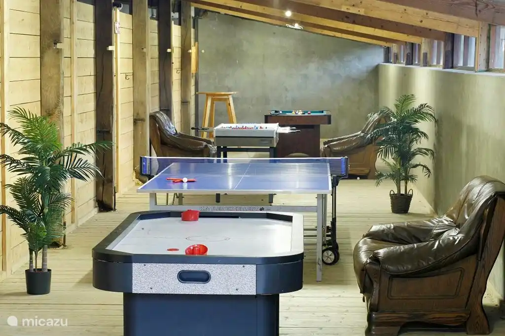 Überdachter Spielbereich