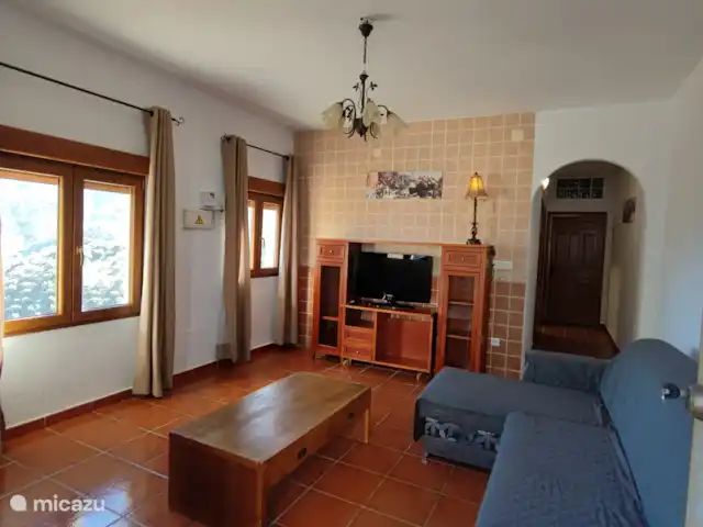 Villa José 2 en España, Costa del Sol, Comares - villa Segundo salón con estufa de pellets en el apartamento contiguo (con entrada independiente).