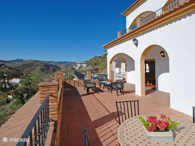 Villa José 2 en España, Costa del Sol, Comares - villa Tu villa, con terrazas, vistas, piscina privada, barbacoa y zona chill out.
