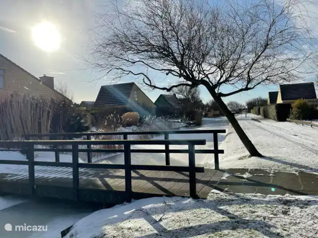 bungaló en Países Bajos, Holanda del Norte, Julianadorp aan Zee – Albatros 327 Julianadorp aan Zee. Y también en invierno es maravilloso quedarse en nuestro parque.
