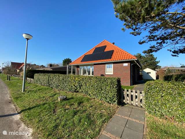 Holiday home in Netherlands, North Holland, 't Zand - holiday house Prévinaireweg 25