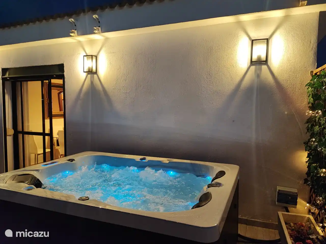 Der wunderbare Whirlpool am Abend!