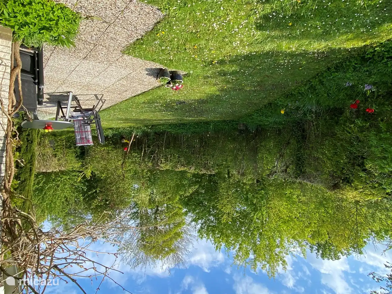 Hinterhof mit sonniger Südterrasse, absolute Privatsphäre