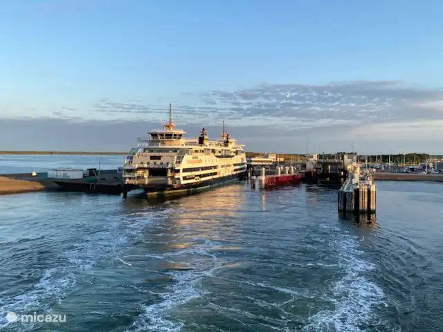 stacaravan huren in Nederland, Texel, De Cocksdorp – Sammie op Texel De veerboot brengt je in 15-20 minuten van Den Helder naar Texel.