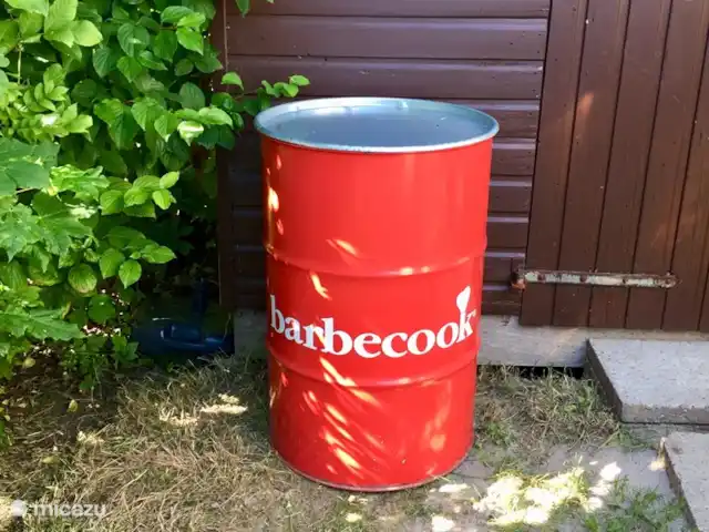 stacaravan huren in Nederland, Texel, De Cocksdorp – Sammie op Texel Bij mooi weer kan de barbecue worden aangestoken!