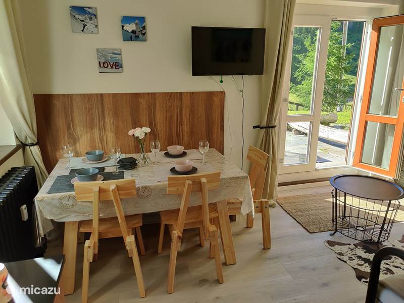 Holiday home in Italy, Piedmont, Cervinia Apartment Skichalet Bassi ski in ski out