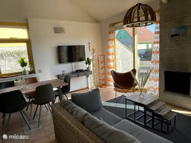 bungalow huren in Nederland, Noord-Holland, Julianadorp aan Zee – Albatros 308 Julianadorp aan Zee woonkamer