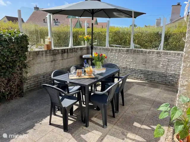 bungalow huren in Nederland, Noord-Holland, Julianadorp aan Zee – Albatros 308 Julianadorp aan Zee terras