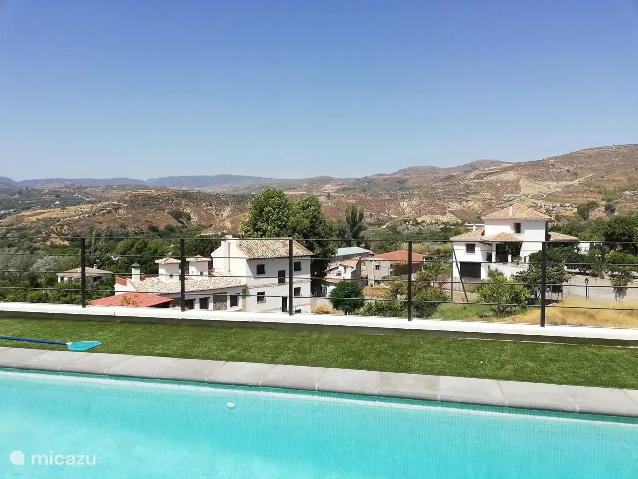 vista desde el patio trasero