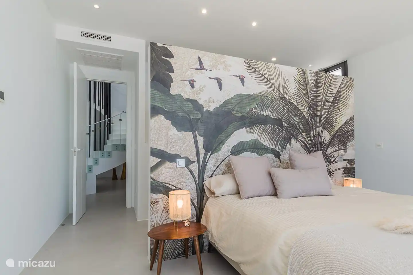 Bedroom with double bed